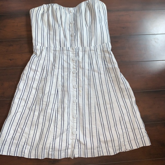 Urban Outfitters Dress - Picture 1 of 2